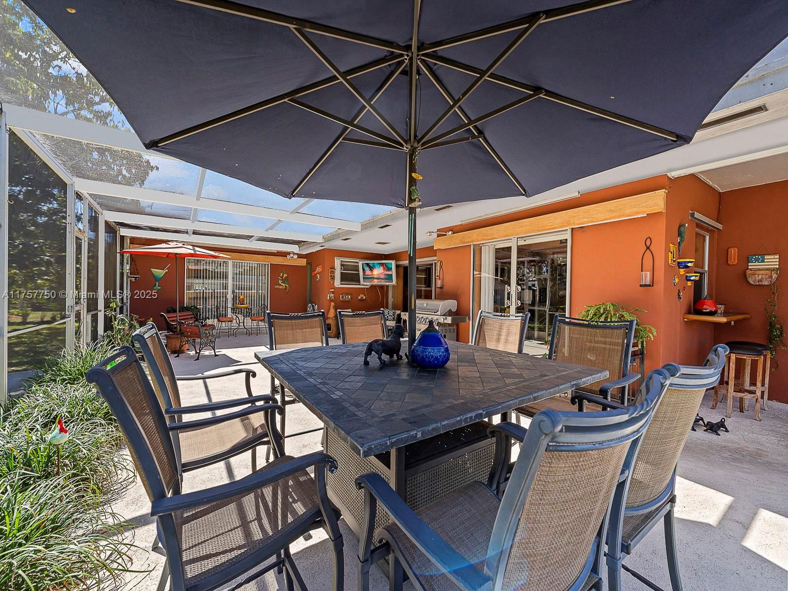 Real estate property located at 7321 84th Ct, Miami-dade, Mayfield Mnr, Miami, FL