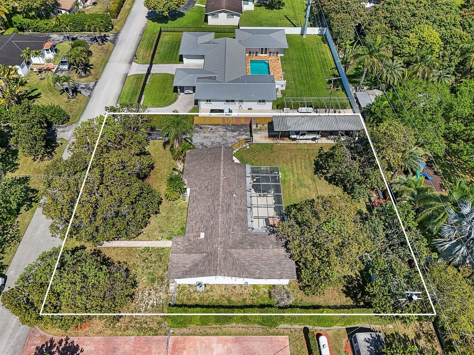 Real estate property located at 7321 84th Ct, Miami-dade, Mayfield Mnr, Miami, FL