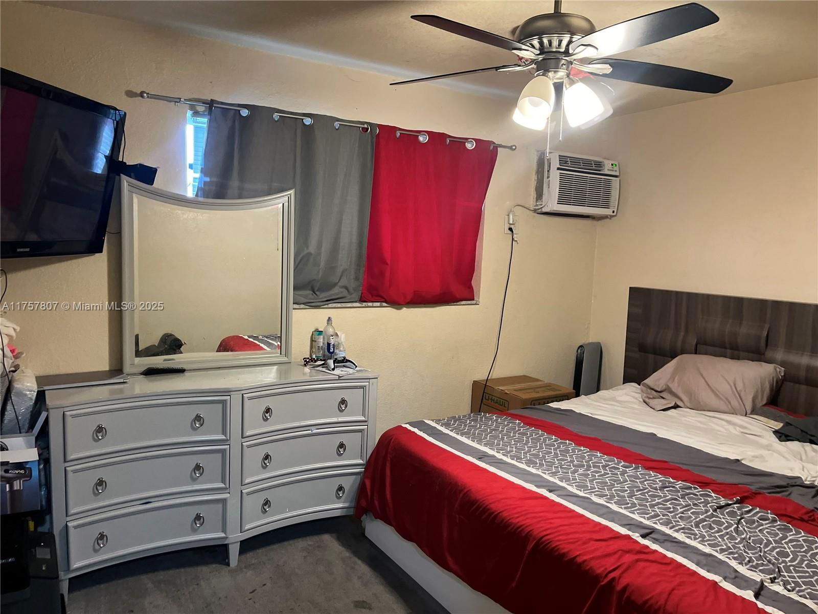 Real estate property located at 15721 40th Ct, Miami-dade, Venetian Gardens Acrespb, Miami Gardens, FL