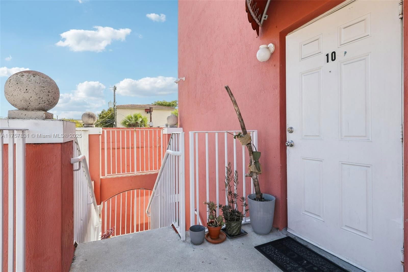 Real estate property located at 3817 17th Ave #10, Miami-dade, Ralph Plaza Ii Condo, Miami, FL