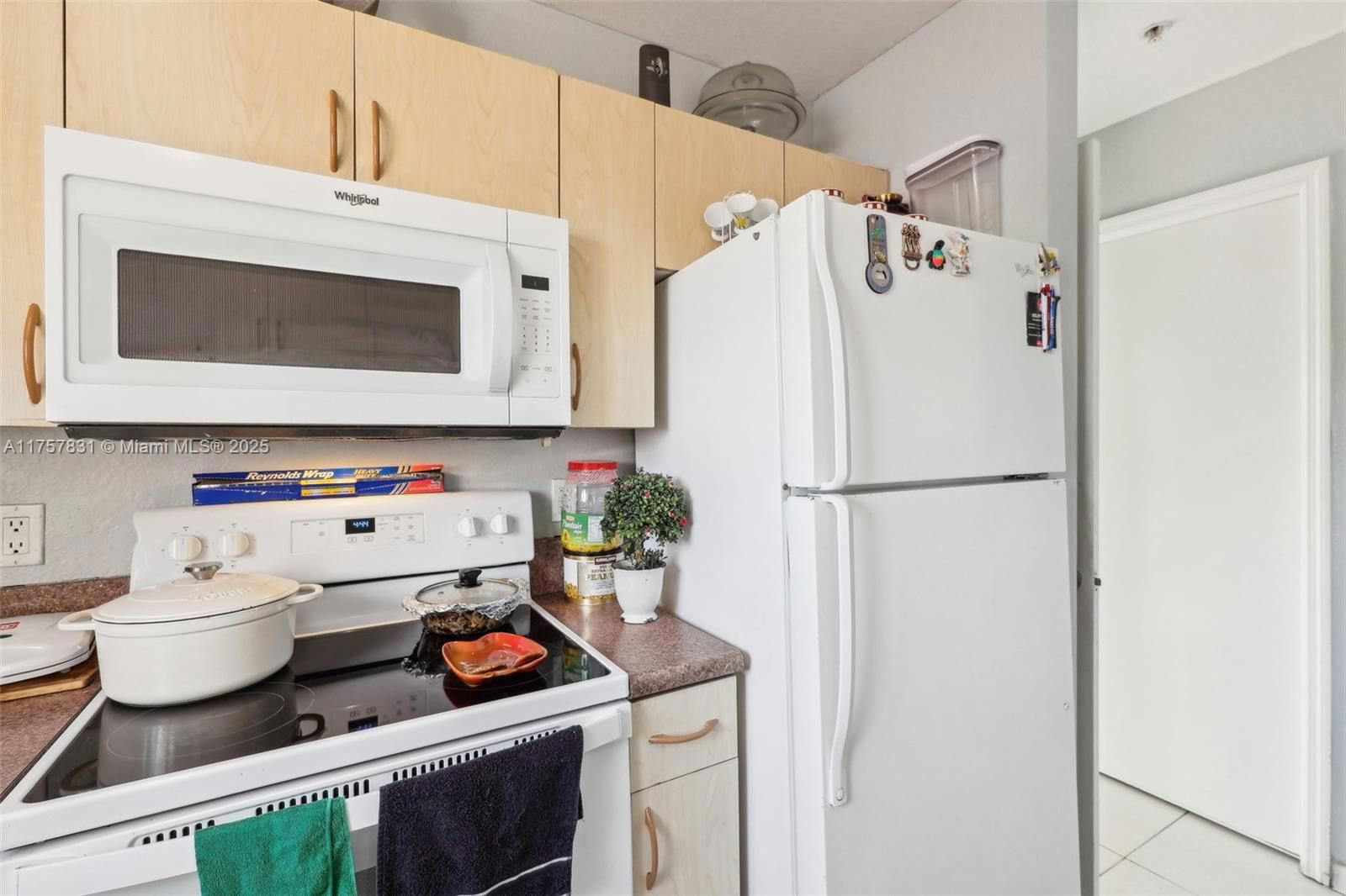 Real estate property located at 3817 17th Ave #10, Miami-dade, Ralph Plaza Ii Condo, Miami, FL