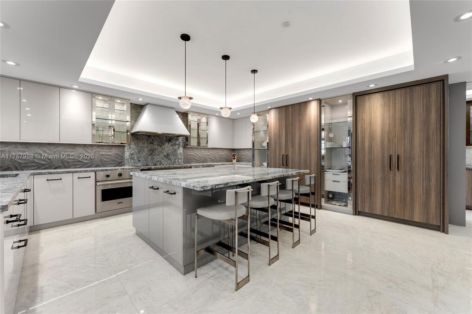 Real estate property located at 7223 Fisher Island Dr #7223, Miami-dade, Oceanside @ Fisher Isl Co, Miami Beach, FL
