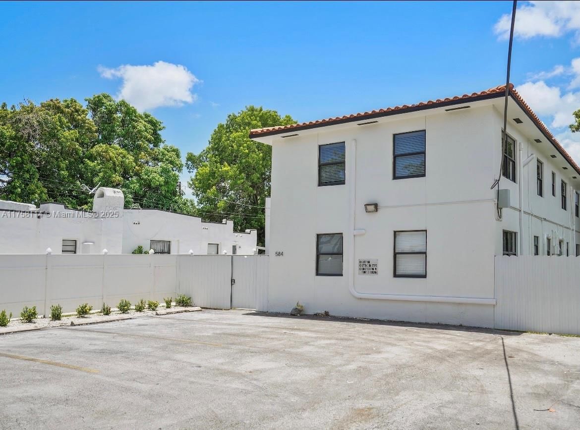 Real estate property located at 584 30th St, Miami-dade, Northern Blvd Track, Miami, FL