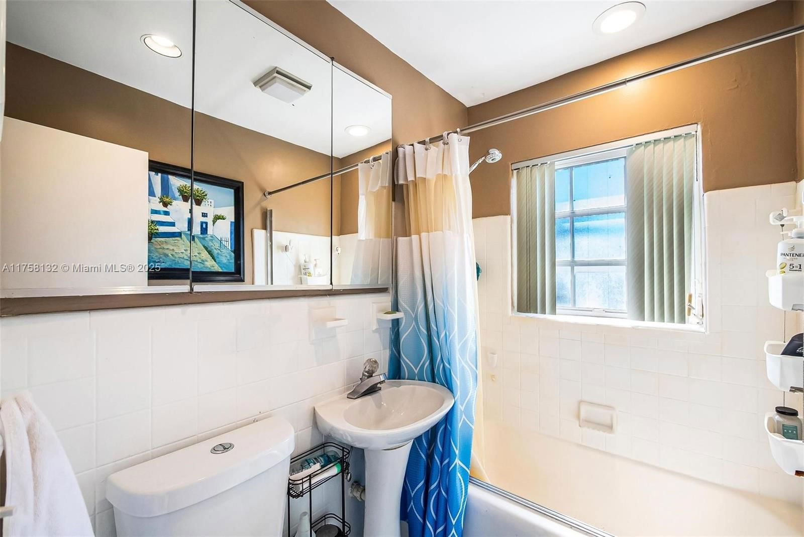 Real estate property located at 20700 Island Rd, Miami-dade, Cutler Ridge Sec 4, Cutler Bay, FL