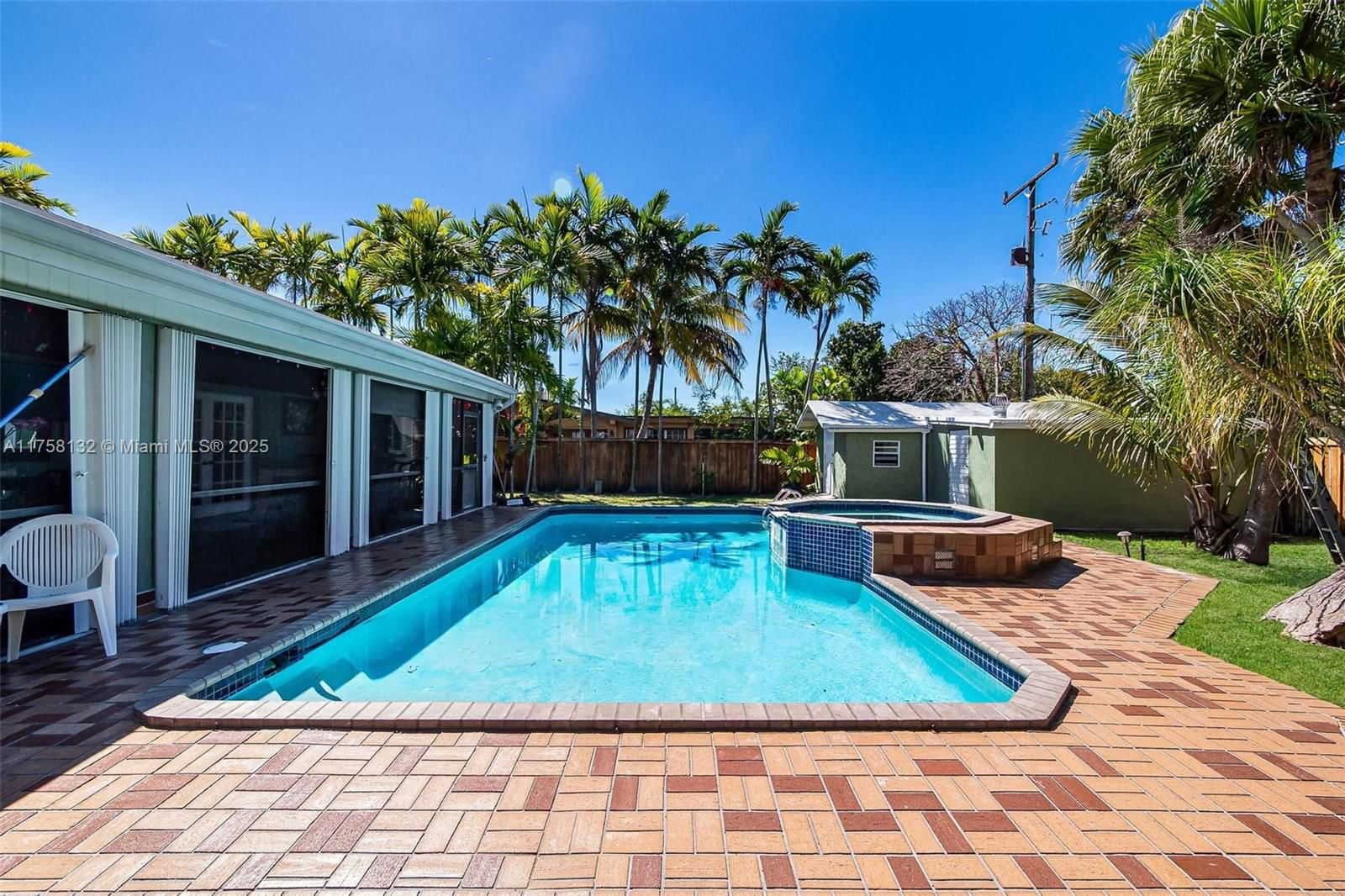 Real estate property located at 20700 Island Rd, Miami-dade, Cutler Ridge Sec 4, Cutler Bay, FL