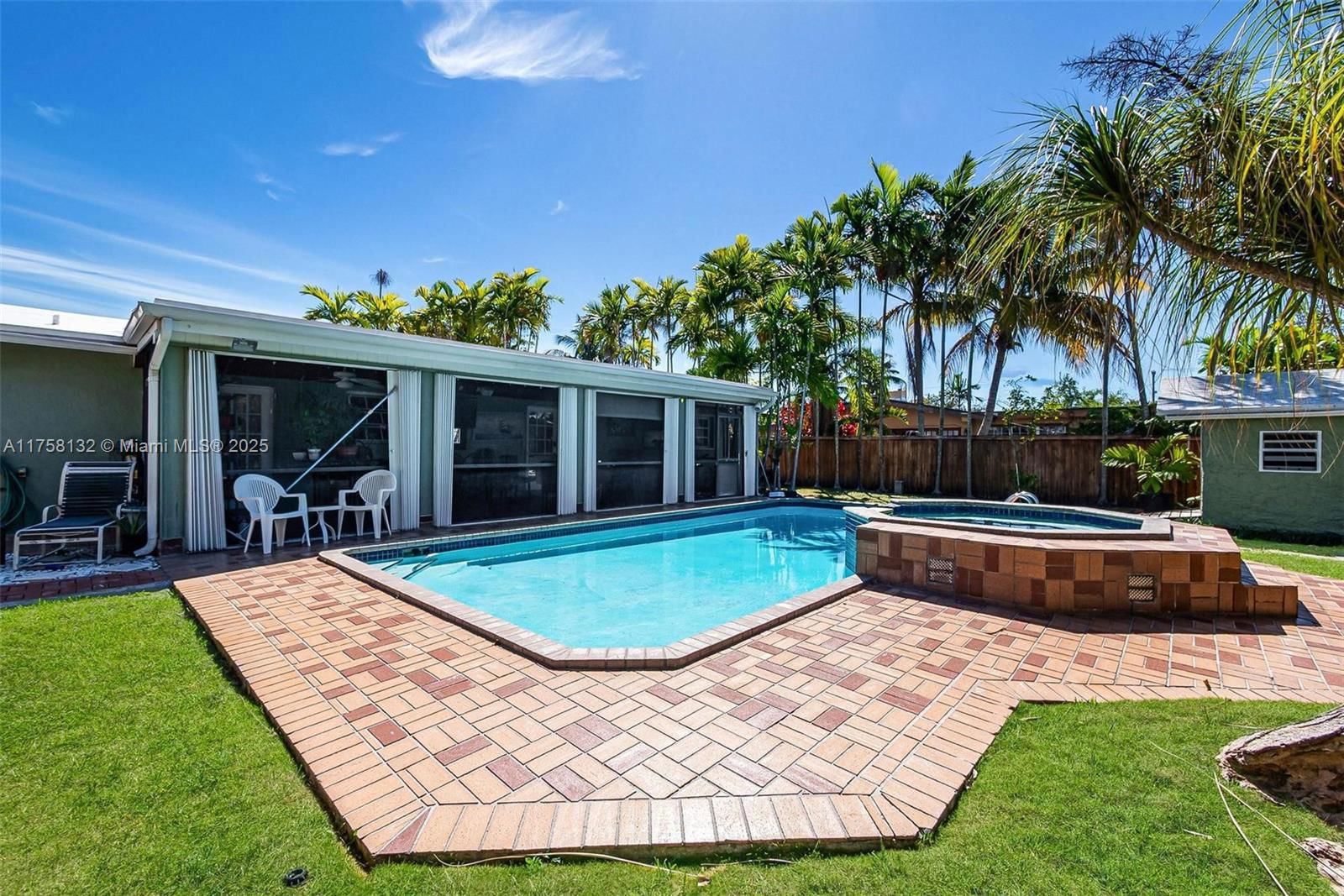 Real estate property located at 20700 Island Rd, Miami-dade, Cutler Ridge Sec 4, Cutler Bay, FL