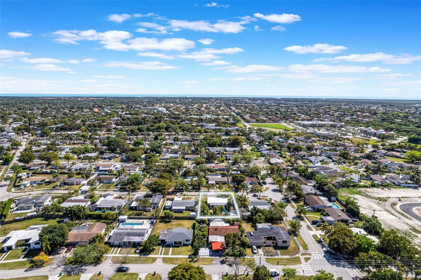 Real estate property located at 20700 Island Rd, Miami-dade, Cutler Ridge Sec 4, Cutler Bay, FL