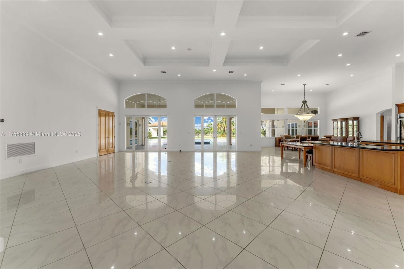 Real estate property located at 14950 179th Ave, Miami-dade, 5 Acre Venue Opp, Miami, FL