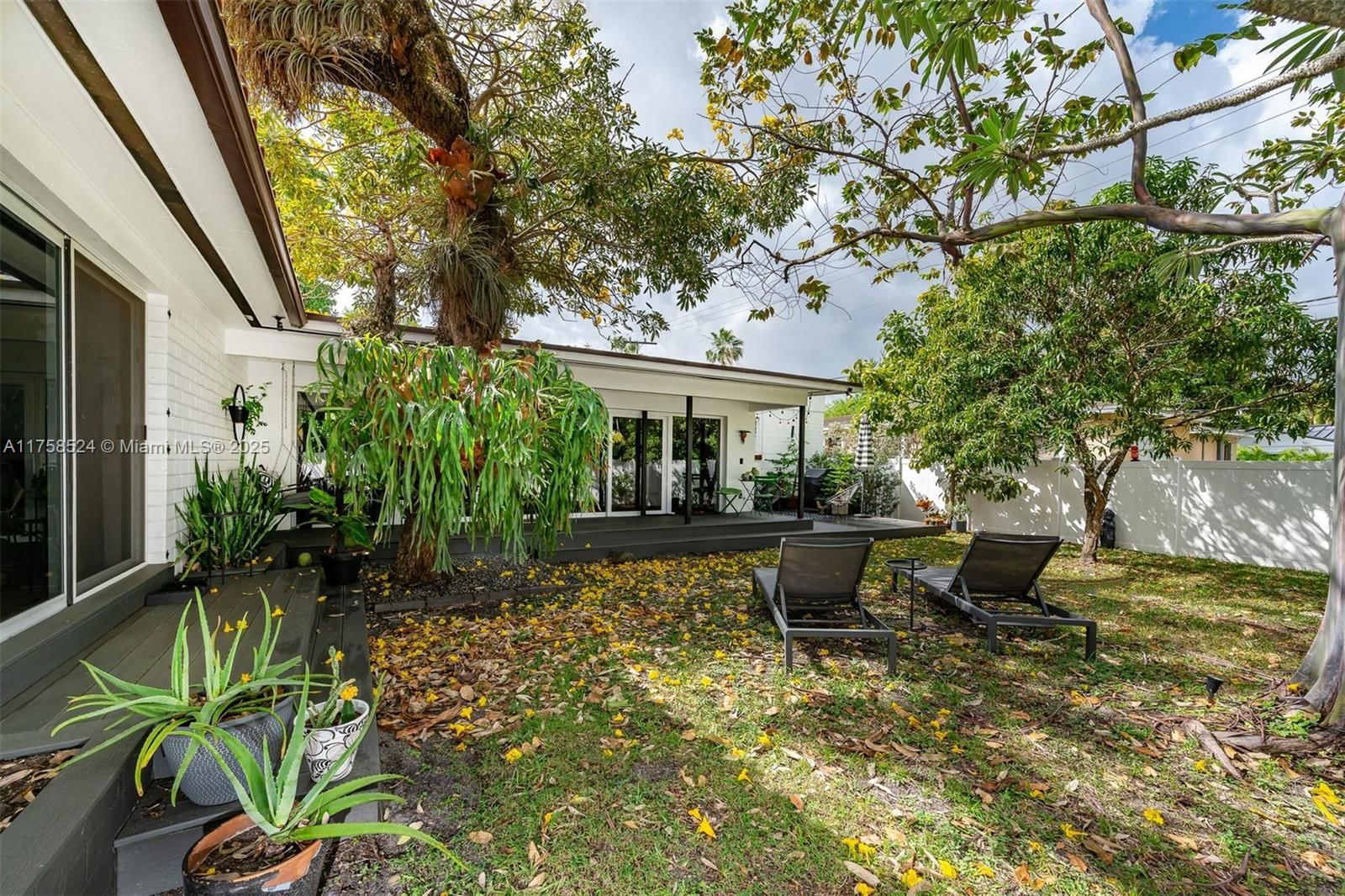 Real estate property located at 551 Morningside Dr, Miami-dade, Rev Pl Sec 2 Cc Estates, Miami Springs, FL