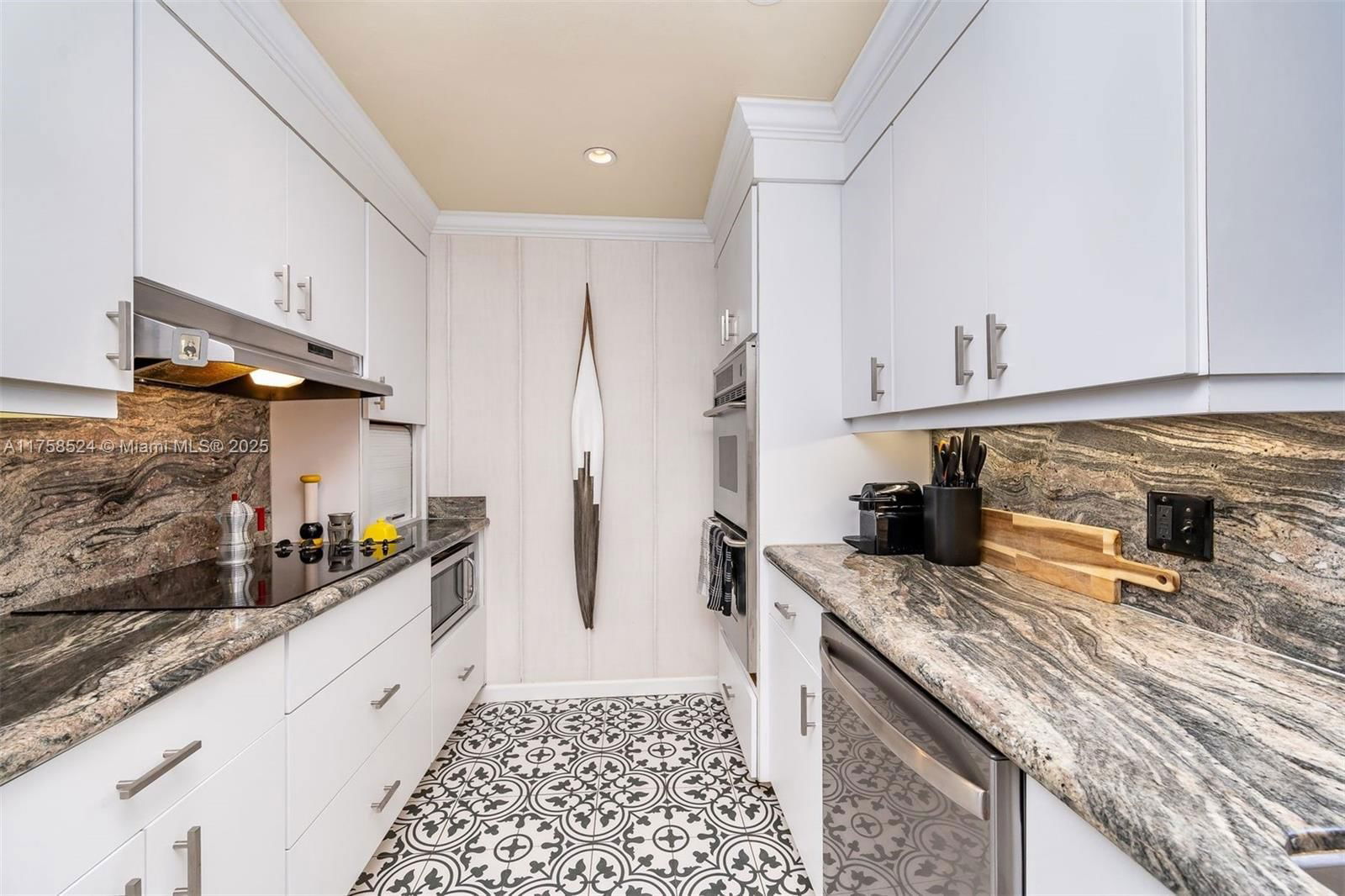 Real estate property located at 551 Morningside Dr, Miami-dade, Rev Pl Sec 2 Cc Estates, Miami Springs, FL