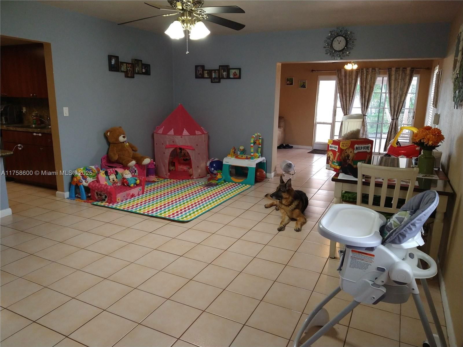 Real estate property located at 1916 72nd St, Miami-dade, Chambers Land Company Sub, Hialeah, FL