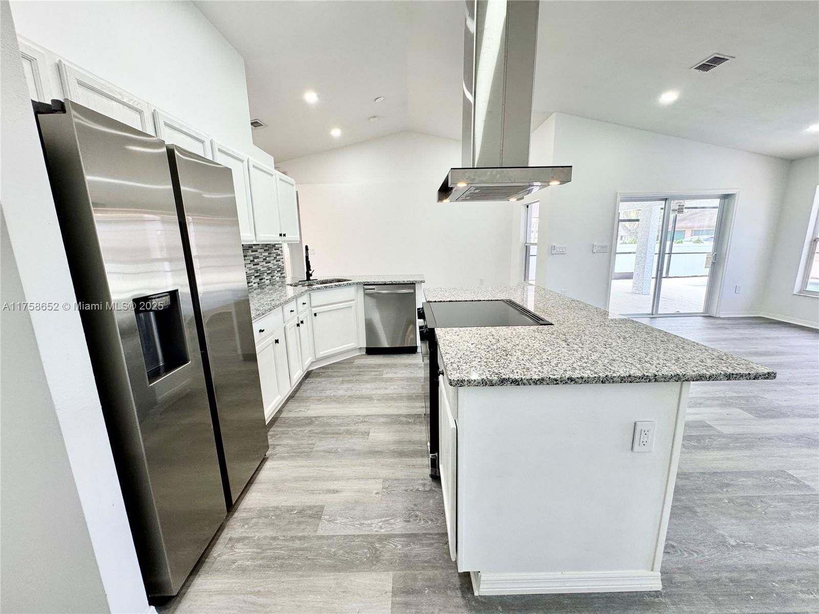 Real estate property located at 1390 Patricia Street, Osceola, Emerald Lake Colony Unit 2, Kissimmee, FL