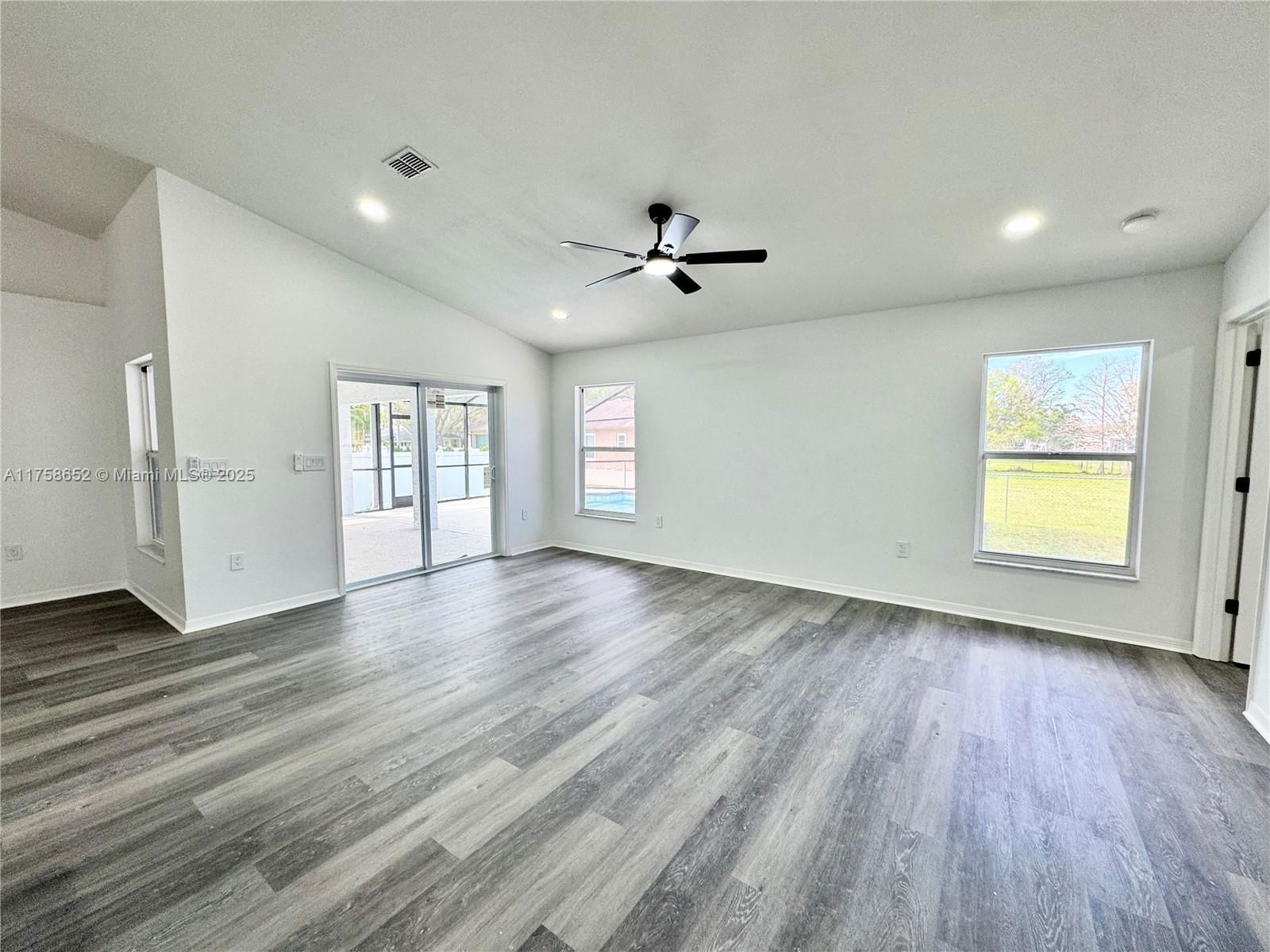 Real estate property located at 1390 Patricia Street, Osceola, Emerald Lake Colony Unit 2, Kissimmee, FL