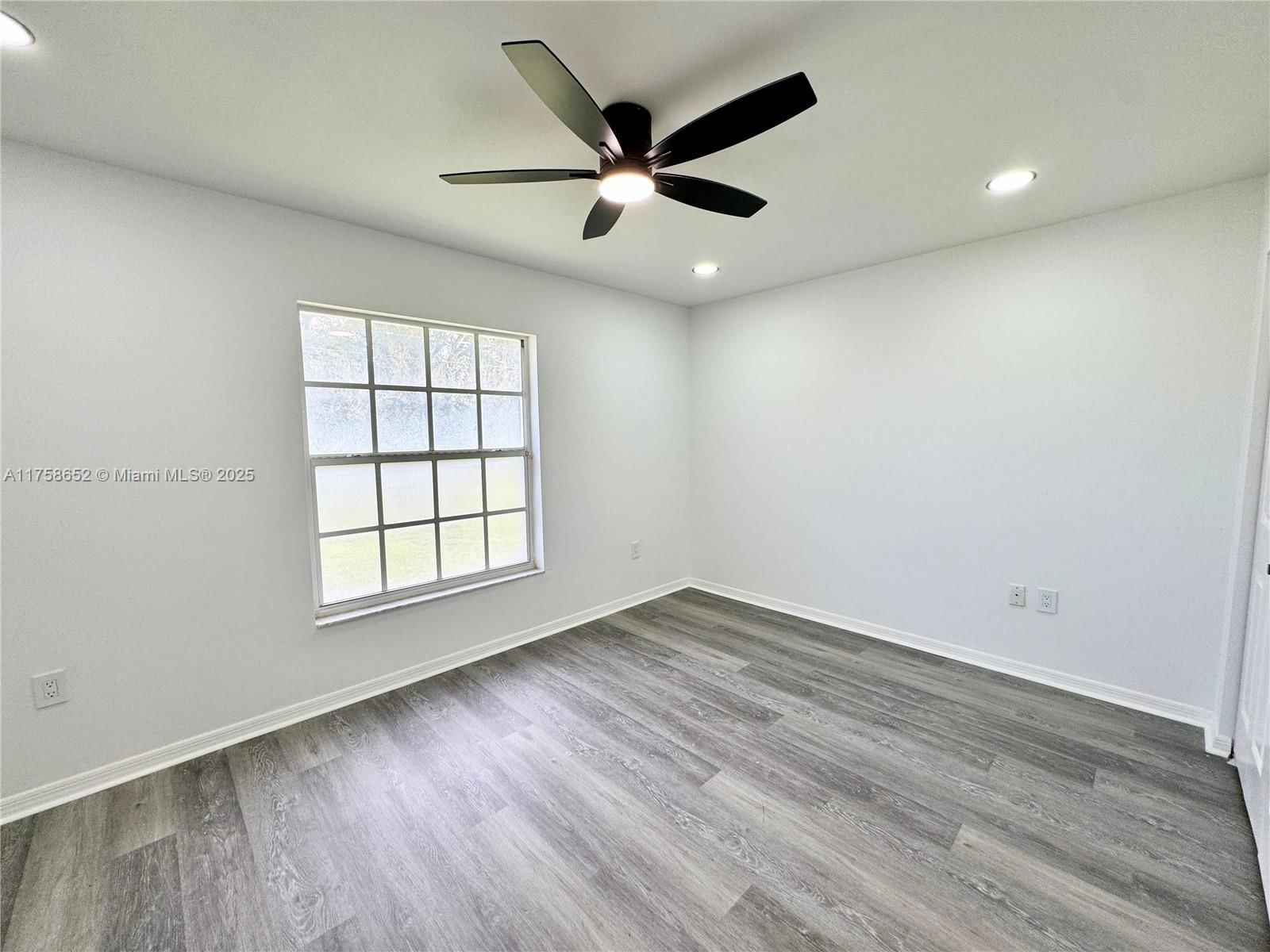 Real estate property located at 1390 Patricia Street, Osceola, Emerald Lake Colony Unit 2, Kissimmee, FL