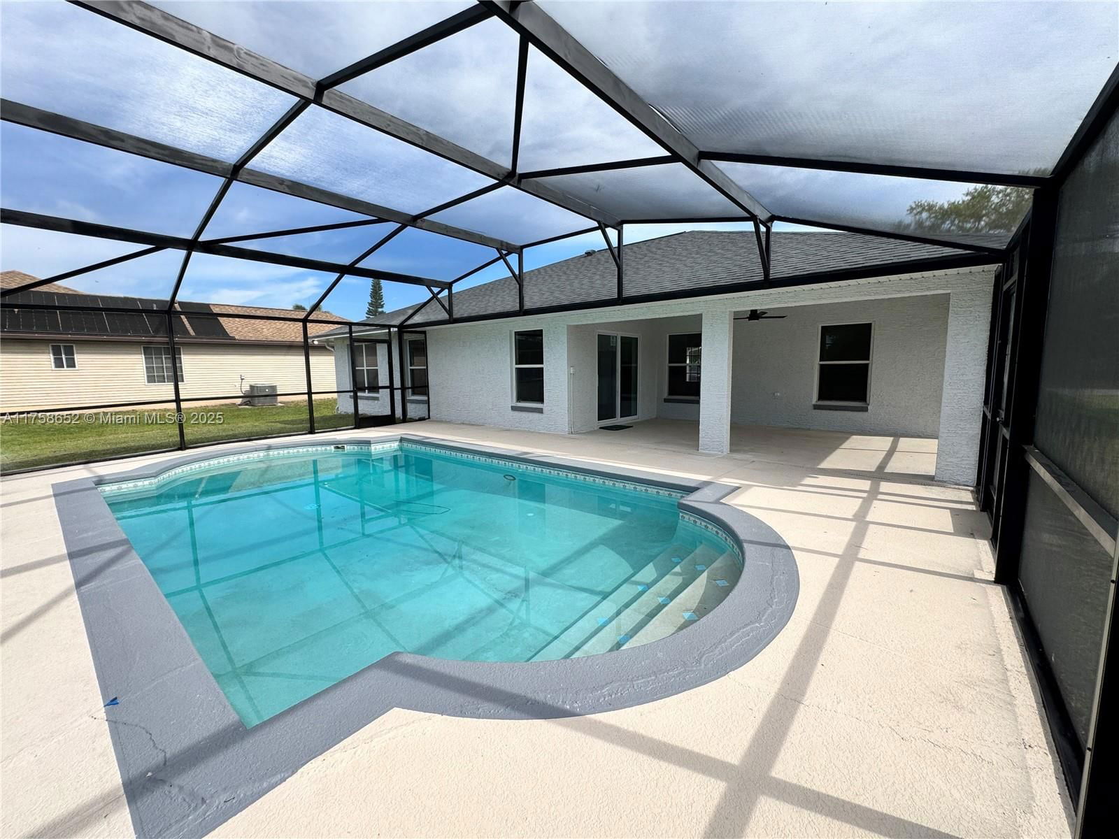 Real estate property located at 1390 Patricia Street, Osceola, Emerald Lake Colony Unit 2, Kissimmee, FL