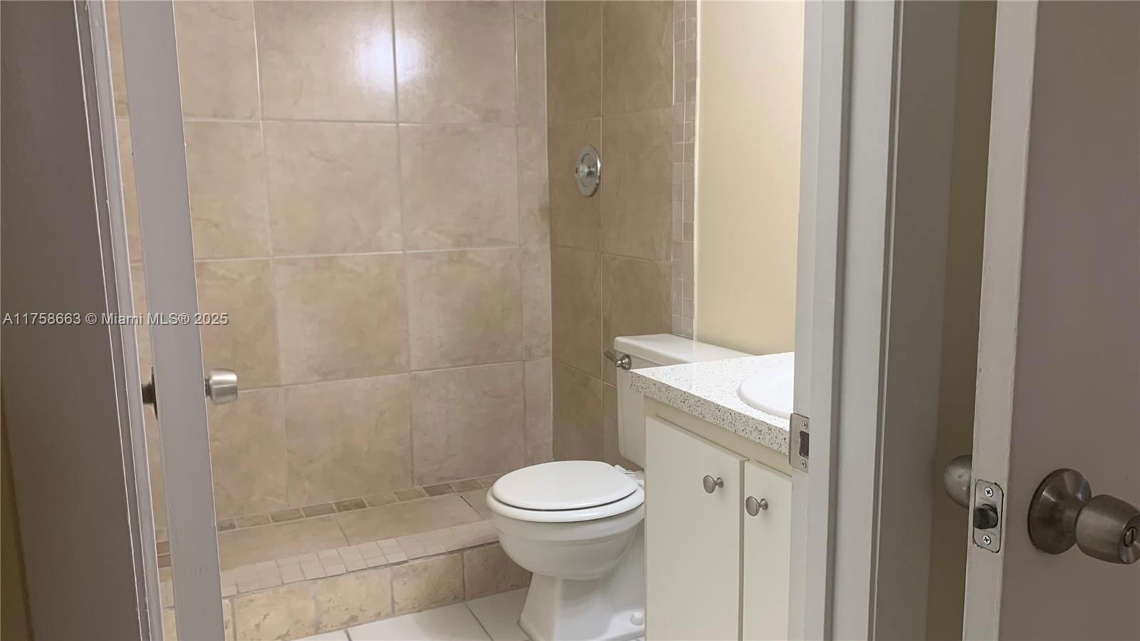 Real estate property located at 10001 Atlantic Blvd #224, Broward, Tara Gardens 1 Condo, Coral Springs, FL