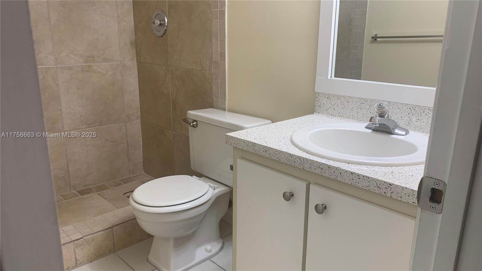 Real estate property located at 10001 Atlantic Blvd #224, Broward, Tara Gardens 1 Condo, Coral Springs, FL