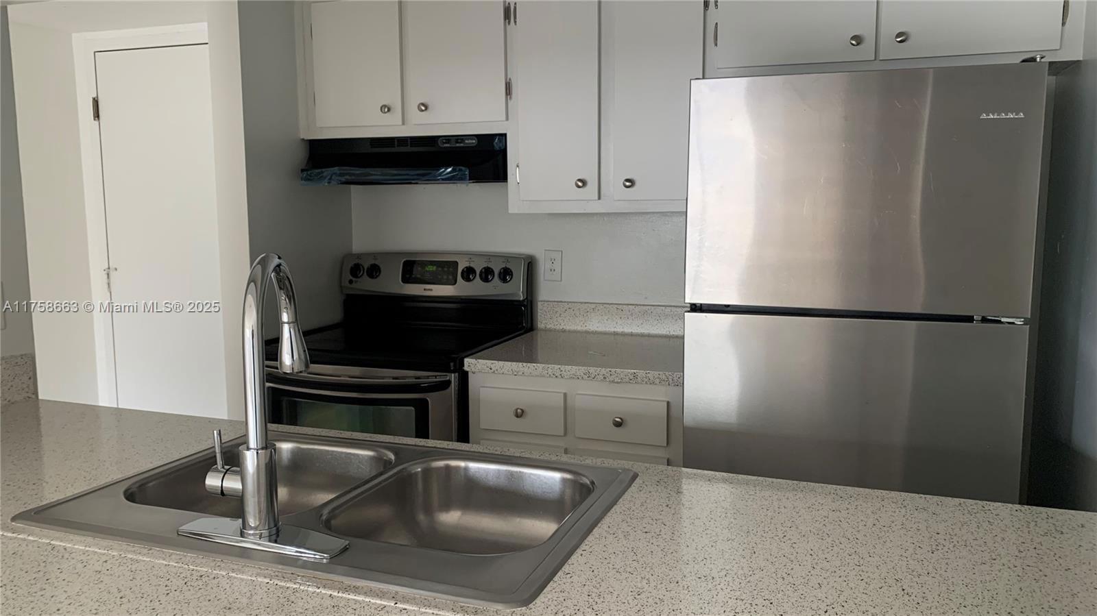Real estate property located at 10001 Atlantic Blvd #224, Broward, Tara Gardens 1 Condo, Coral Springs, FL