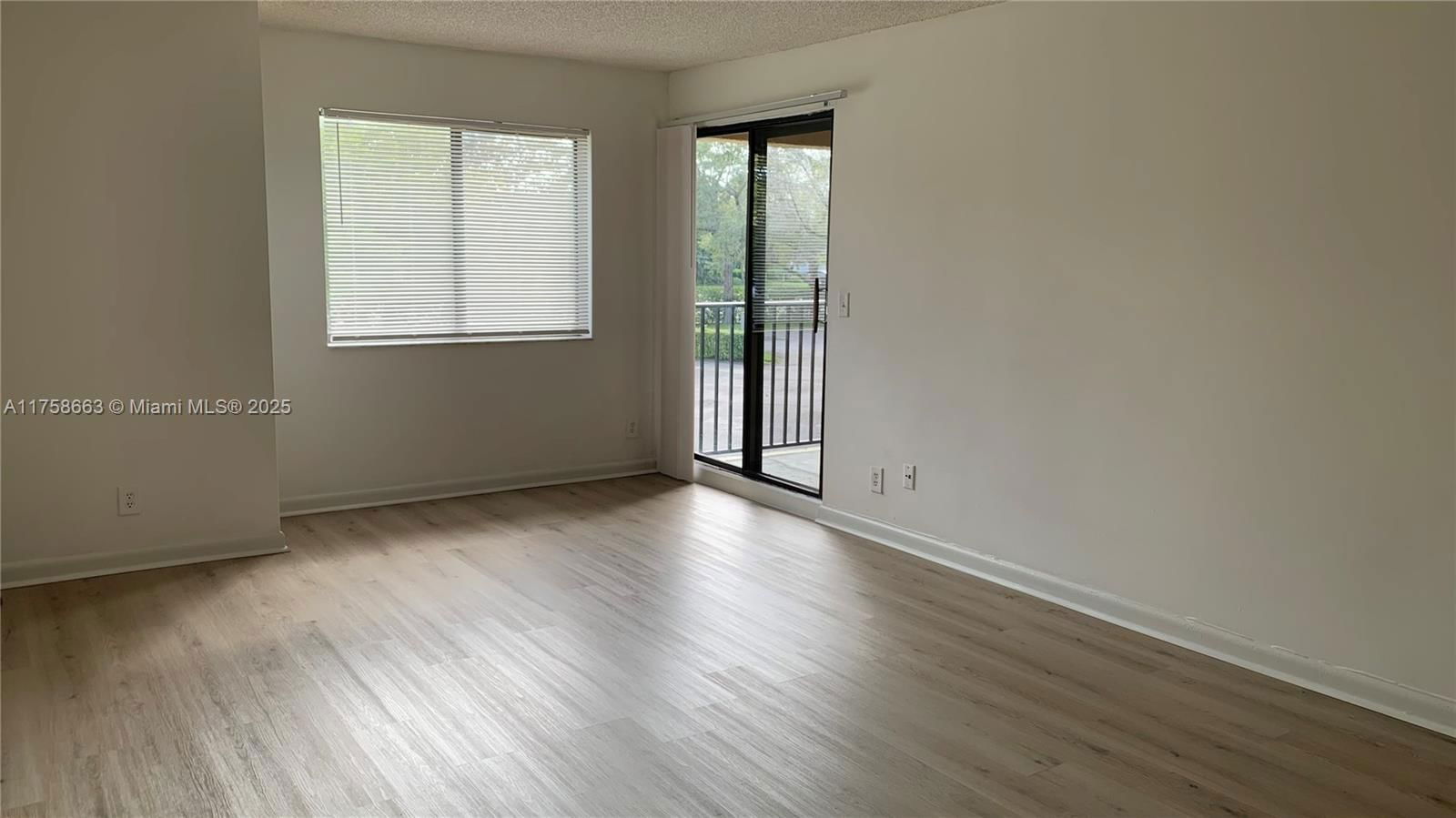 Real estate property located at 10001 Atlantic Blvd #224, Broward, Tara Gardens 1 Condo, Coral Springs, FL