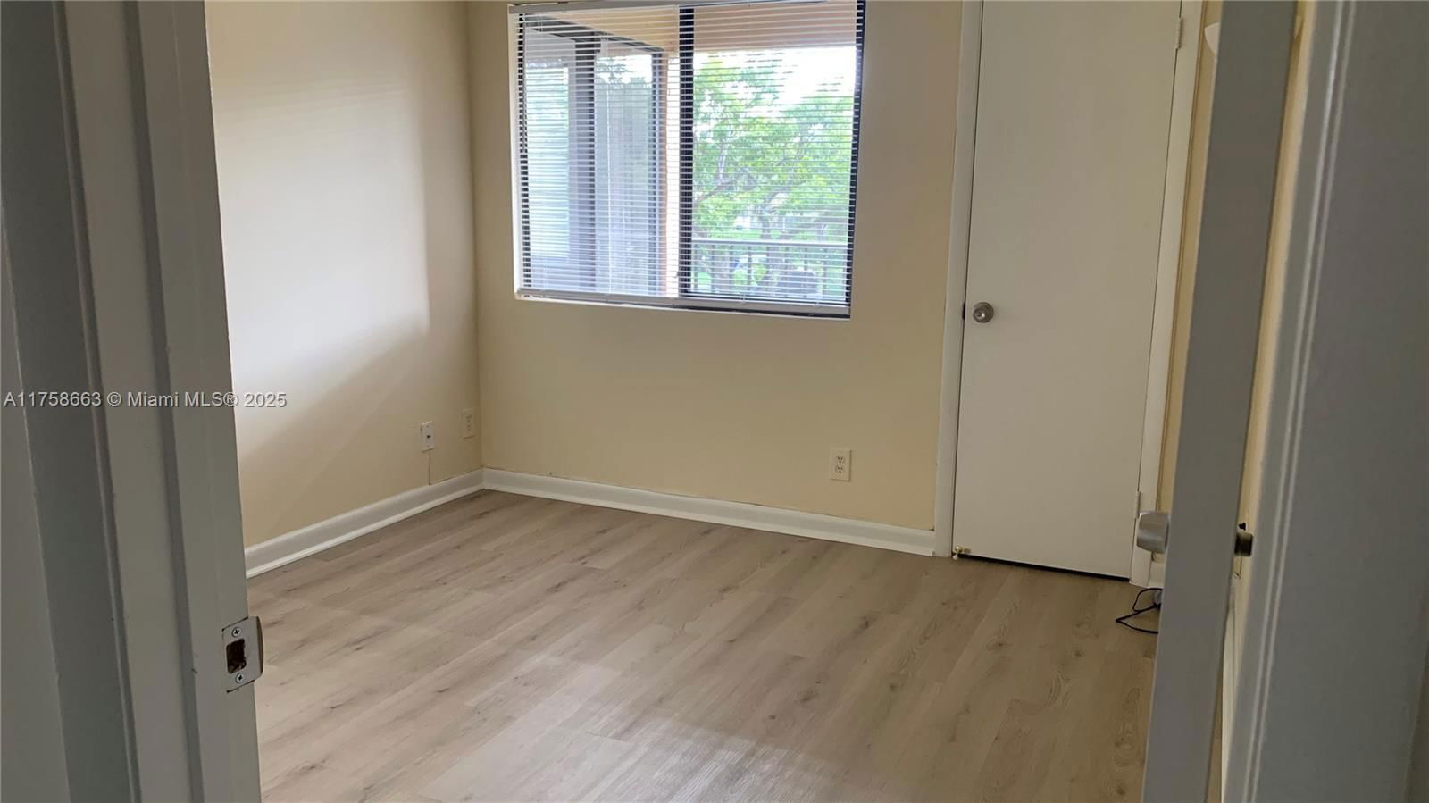 Real estate property located at 10001 Atlantic Blvd #224, Broward, Tara Gardens 1 Condo, Coral Springs, FL