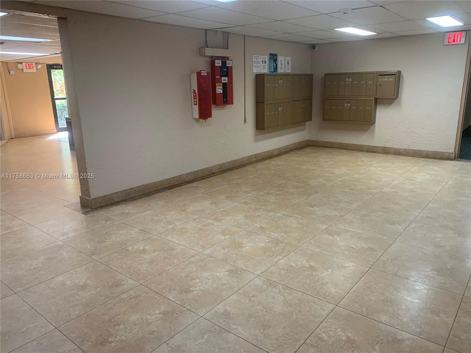 Real estate property located at 10001 Atlantic Blvd #224, Broward, Tara Gardens 1 Condo, Coral Springs, FL