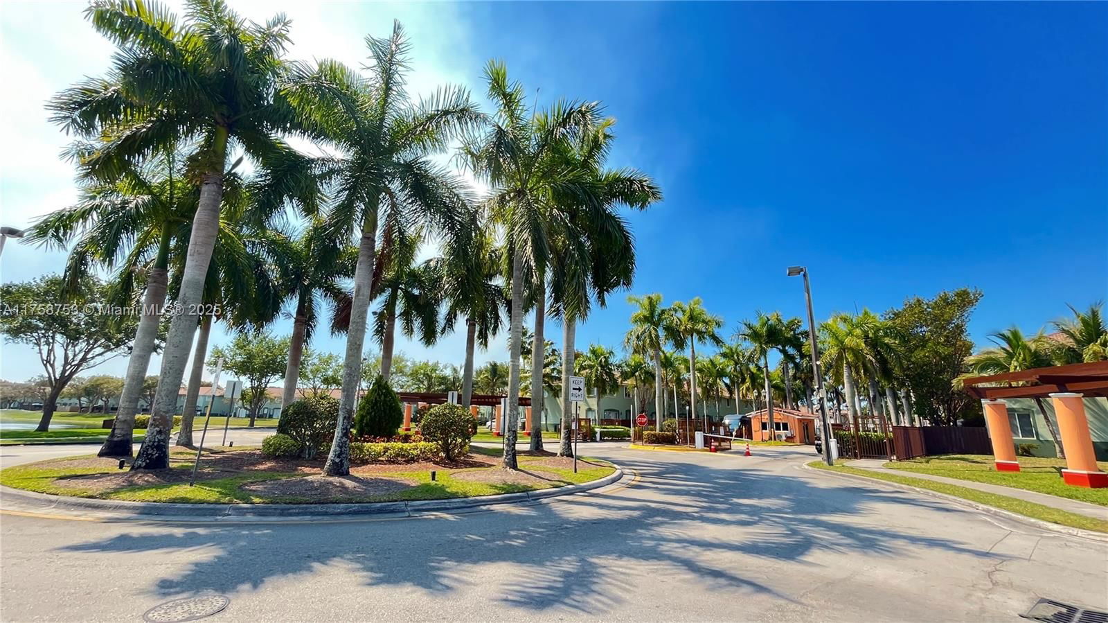 Real estate property located at 2462 15th Pl #339, Miami-dade, Shoma Townhomes At Keysco, Homestead, FL
