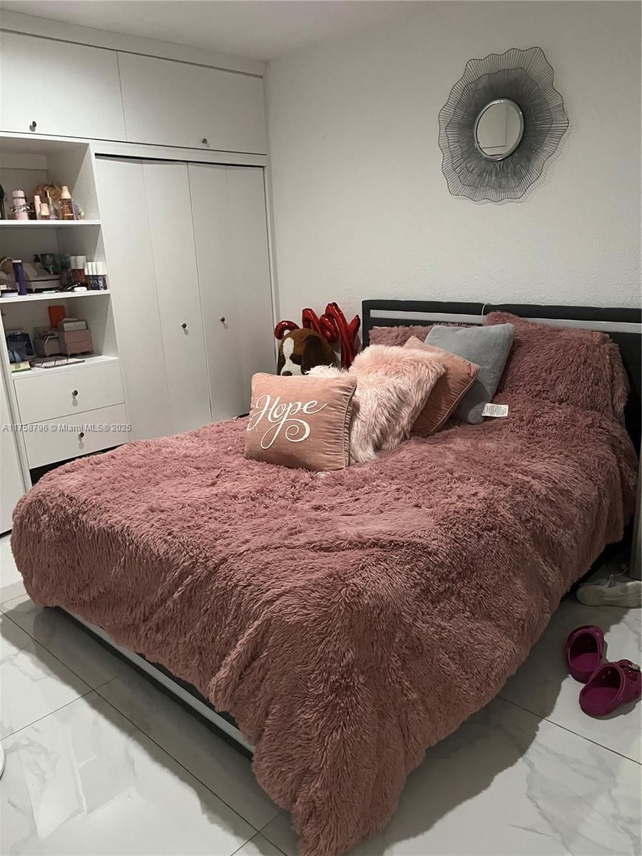 Real estate property located at 15510 152nd Ter, Miami-dade, Weitzer Shauna Meadows Se, Miami, FL