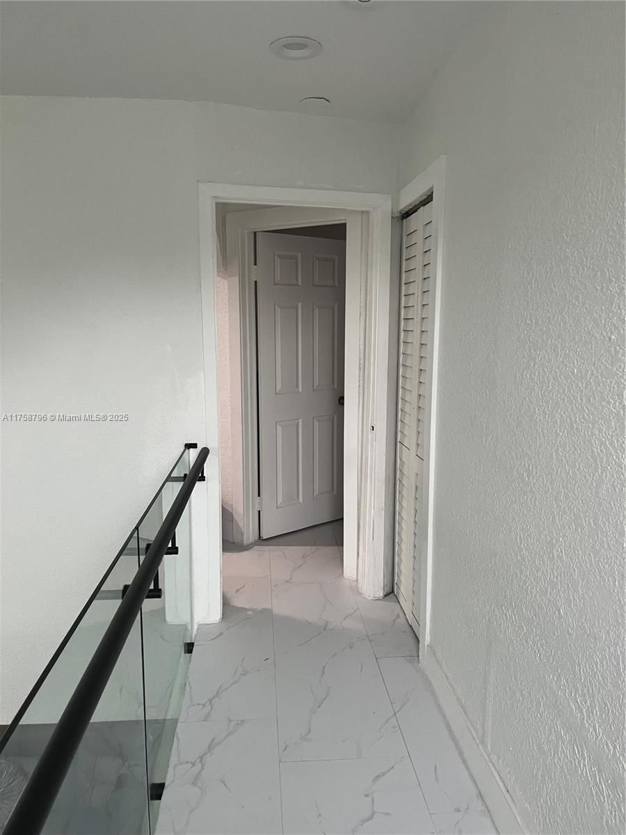 Real estate property located at 15510 152nd Ter, Miami-dade, Weitzer Shauna Meadows Se, Miami, FL
