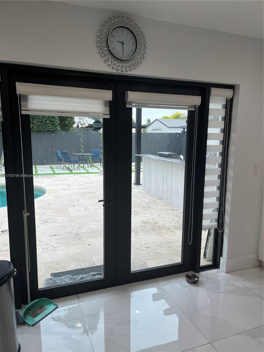 Real estate property located at 15510 152nd Ter, Miami-dade, Weitzer Shauna Meadows Se, Miami, FL