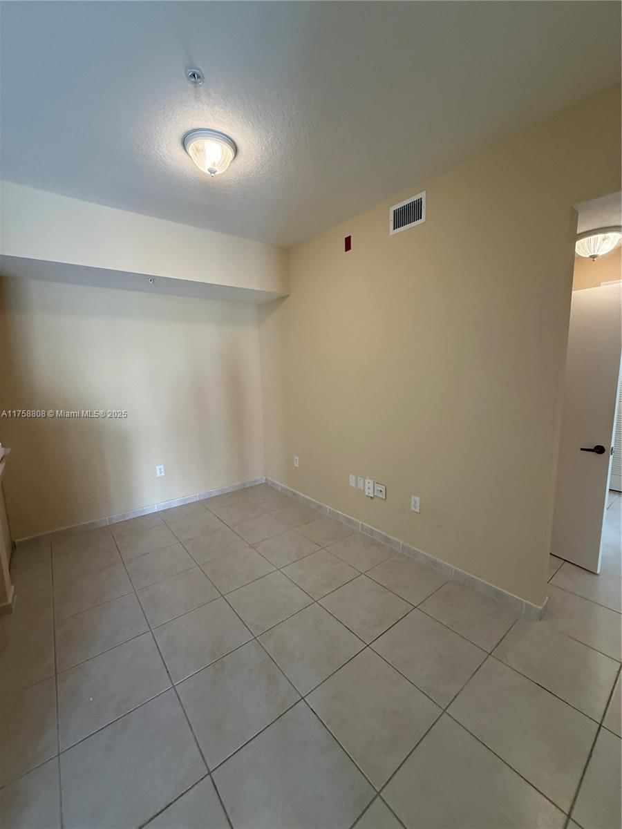 Real estate property located at 7270 114th Ave #201-9, Miami-dade, Palm Gardens At Doral Con, Doral, FL