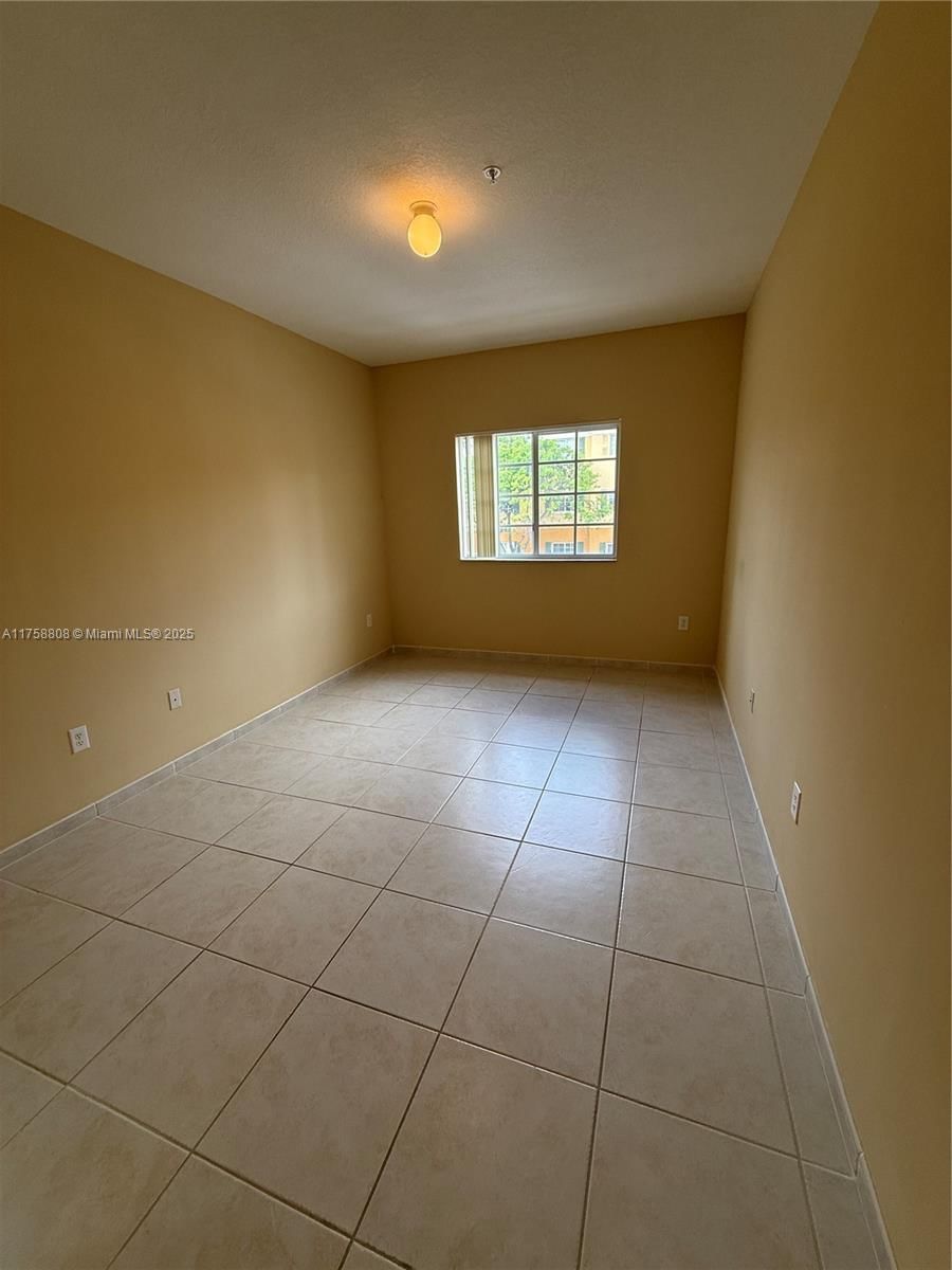 Real estate property located at 7270 114th Ave #201-9, Miami-dade, Palm Gardens At Doral Con, Doral, FL