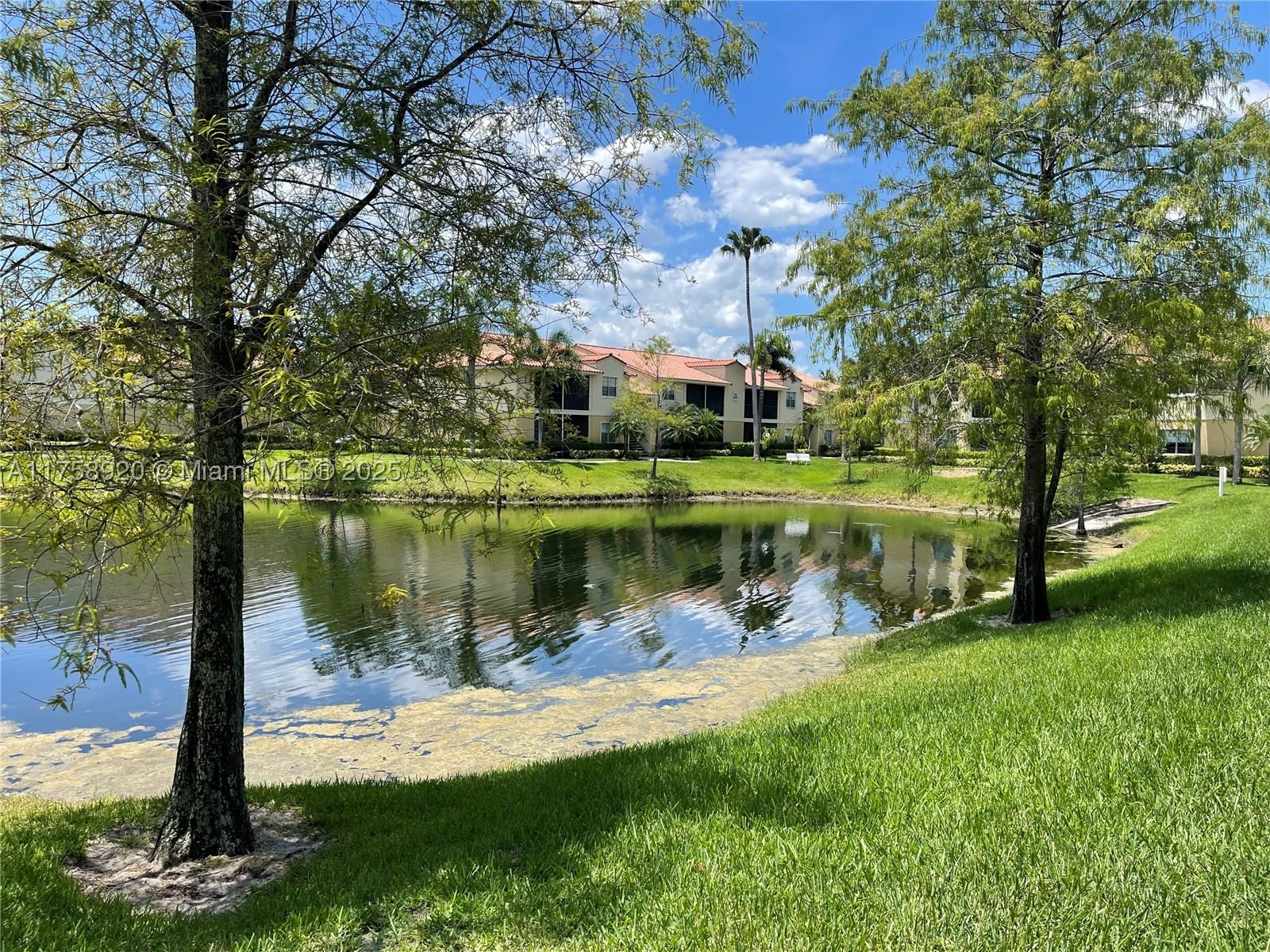Real estate property located at 1247 46th Ave #1312, Broward, Royal Poinciana Condo, Pompano Beach, FL
