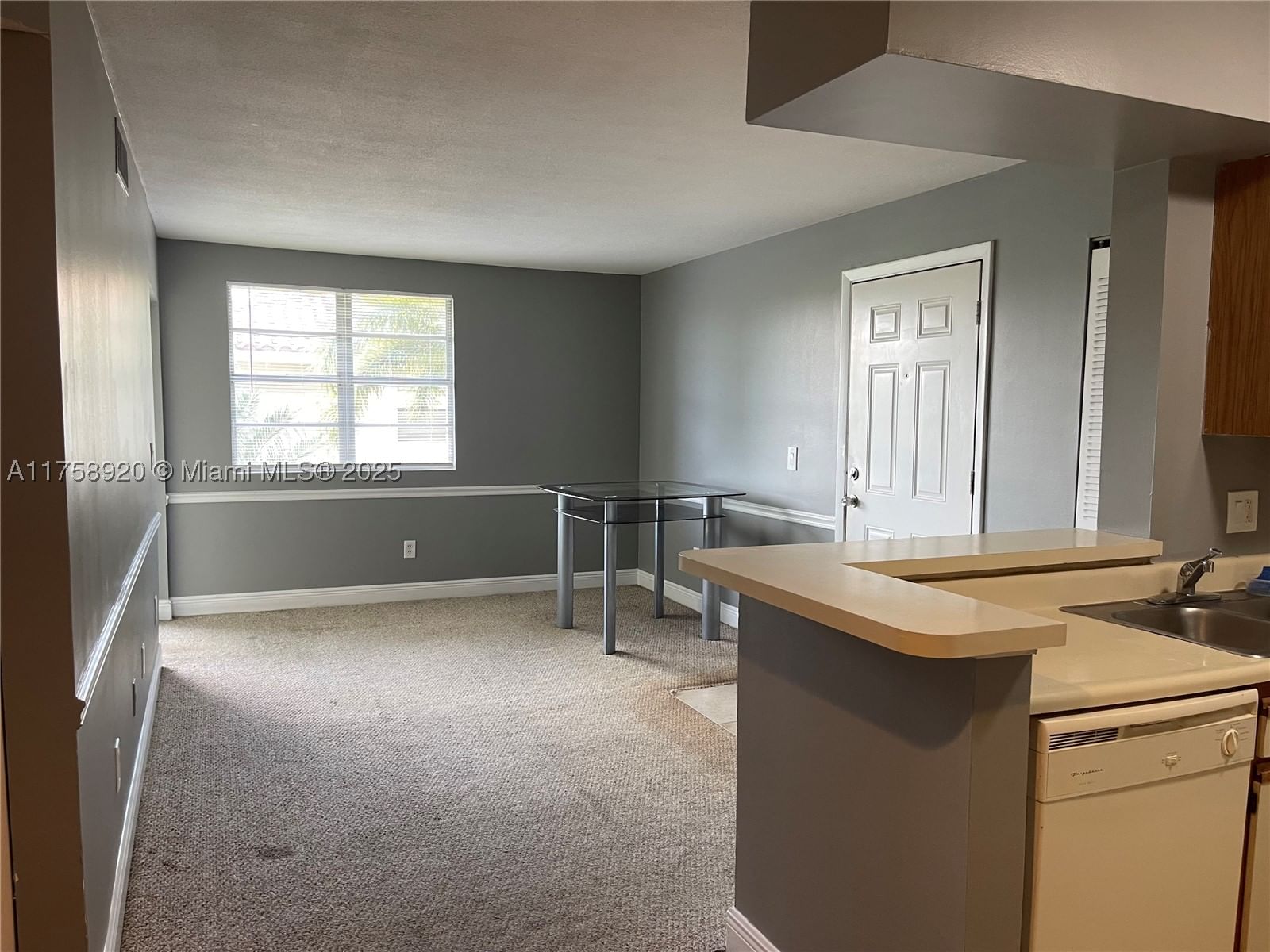 Real estate property located at 1247 46th Ave #1312, Broward, Royal Poinciana Condo, Pompano Beach, FL