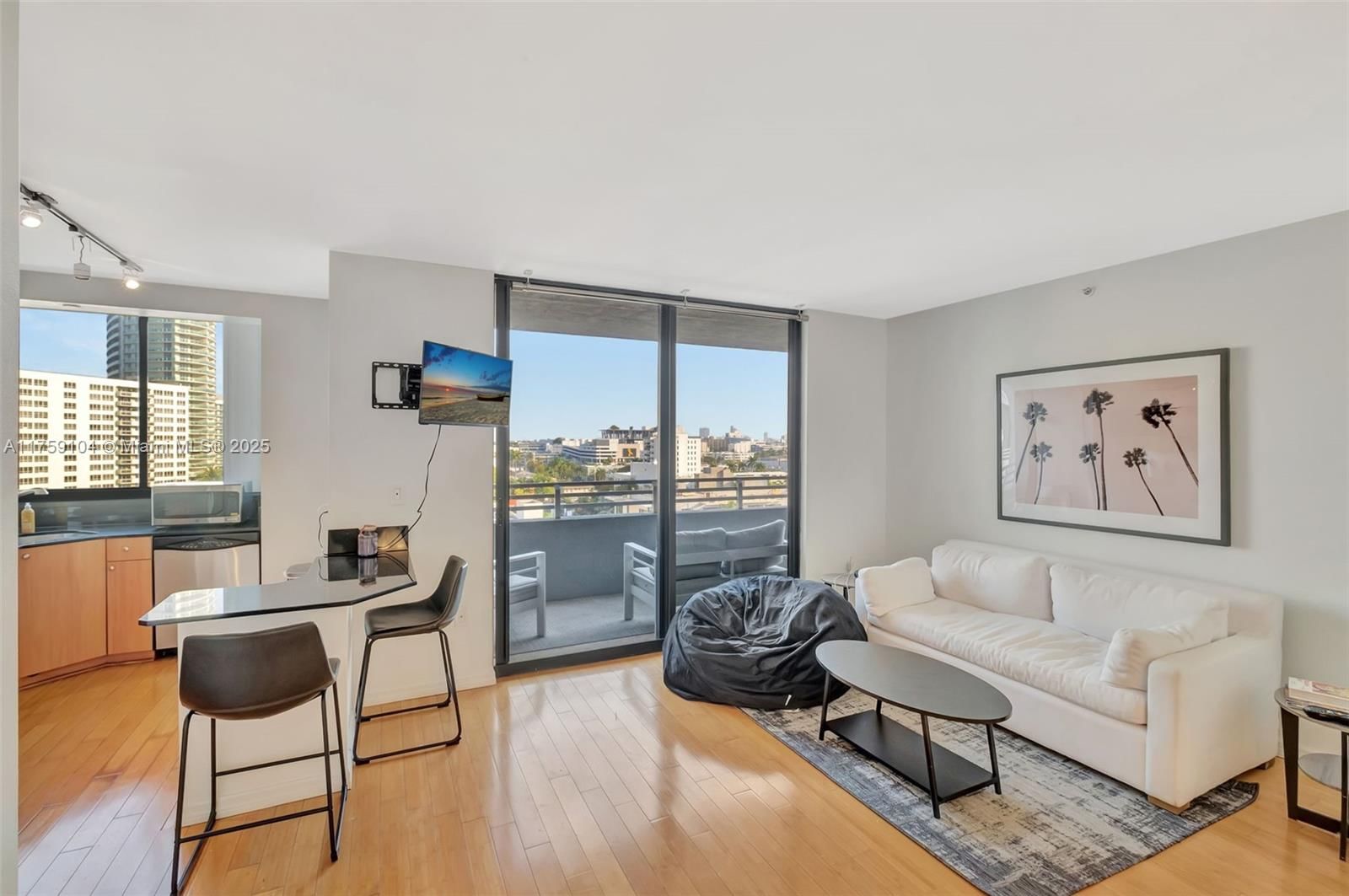 Real estate property located at 1330 West Ave #909, Miami-dade, The Waverly At South Beac, Miami Beach, FL