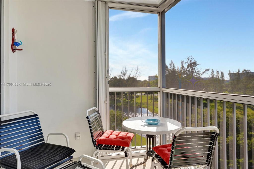 Real estate property located at 3080 Course Dr #608, Broward, No 51 Palm-aire Country C, Pompano Beach, FL
