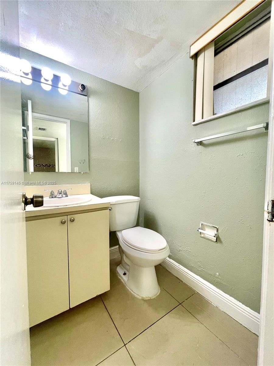 Real estate property located at 8870 Fontainebleau Blvd #103, Miami-dade, San Marco Condo, Miami, FL
