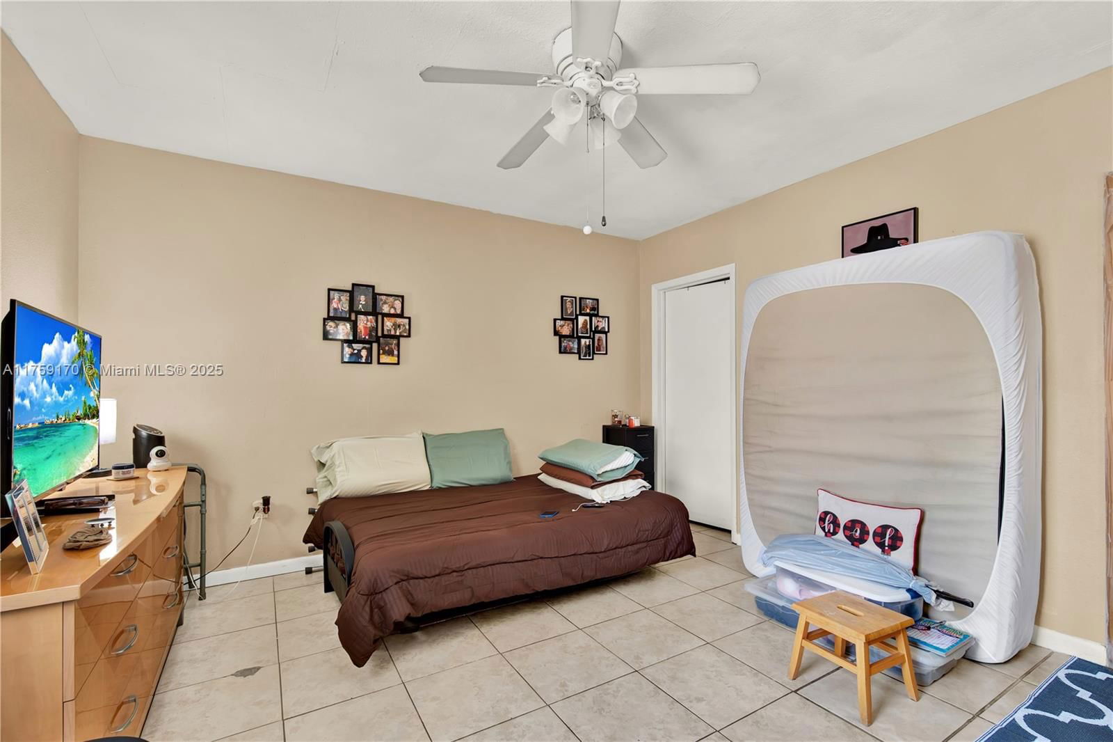 Real estate property located at 7850 16th Ave, Miami-dade, Palm Springs Lakes 5th Ad, Hialeah, FL