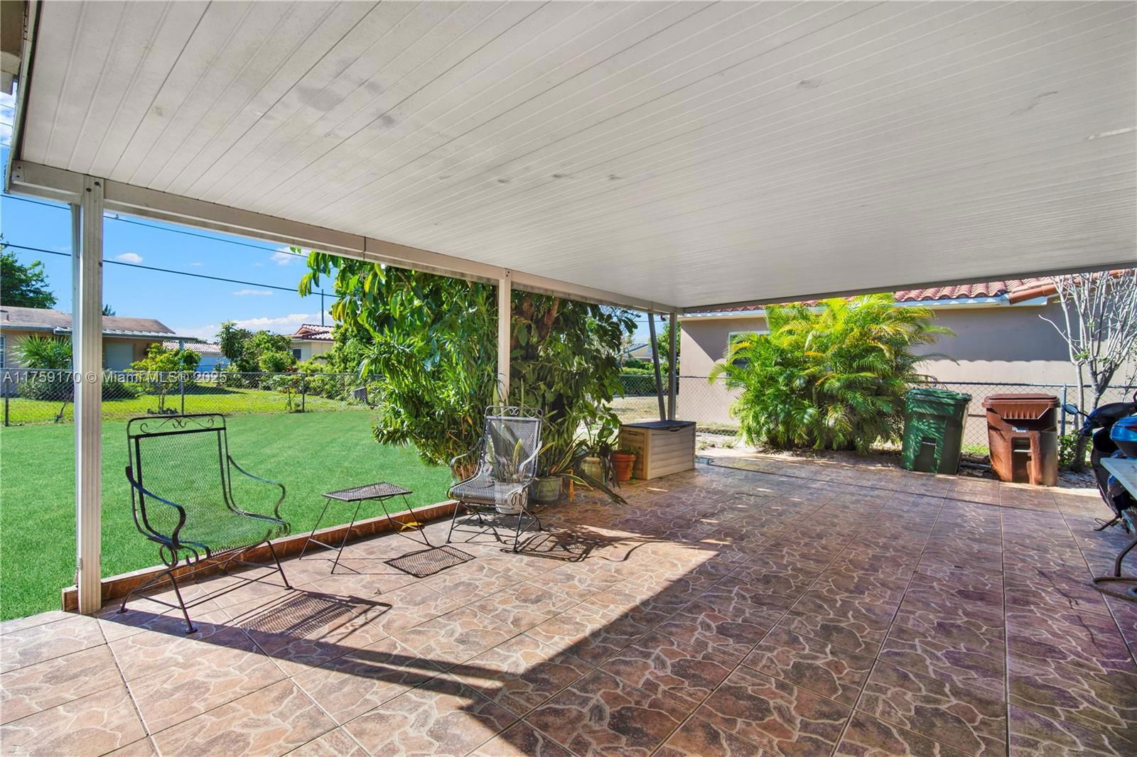 Real estate property located at 7850 16th Ave, Miami-dade, Palm Springs Lakes 5th Ad, Hialeah, FL