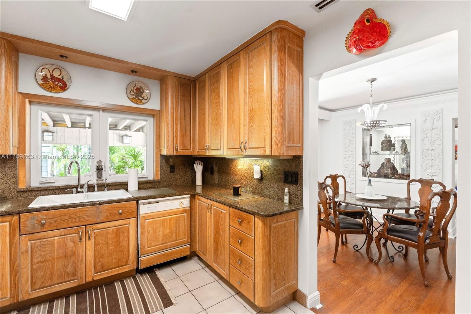 Real estate property located at 33 Royal Poinciana Blvd, Miami-dade, Rev Pl Sec 2 Cc Estates, Miami Springs, FL
