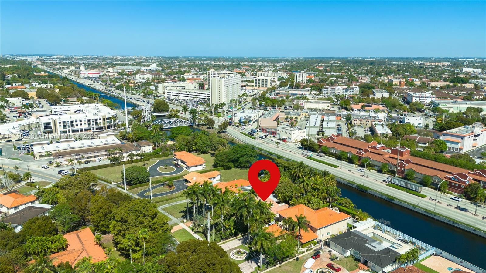 Real estate property located at 33 Royal Poinciana Blvd, Miami-dade, Rev Pl Sec 2 Cc Estates, Miami Springs, FL