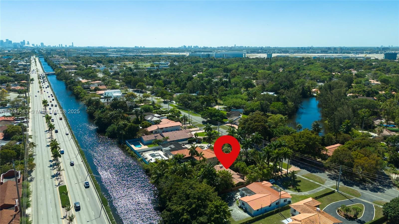 Real estate property located at 33 Royal Poinciana Blvd, Miami-dade, Rev Pl Sec 2 Cc Estates, Miami Springs, FL