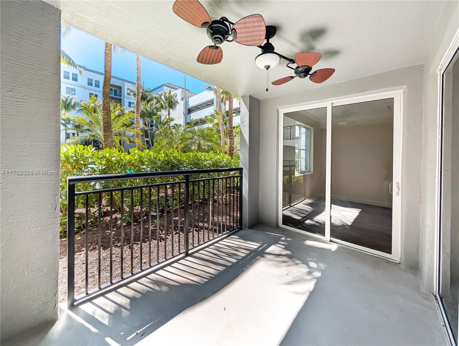Real estate property located at 1660 Renaissance Commons Blvd #2124, Palm Beach, Vizcaya Lakes Condo, Boynton Beach, FL