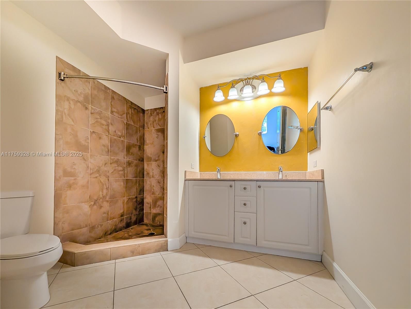 Real estate property located at 1660 Renaissance Commons Blvd #2124, Palm Beach, Vizcaya Lakes Condo, Boynton Beach, FL