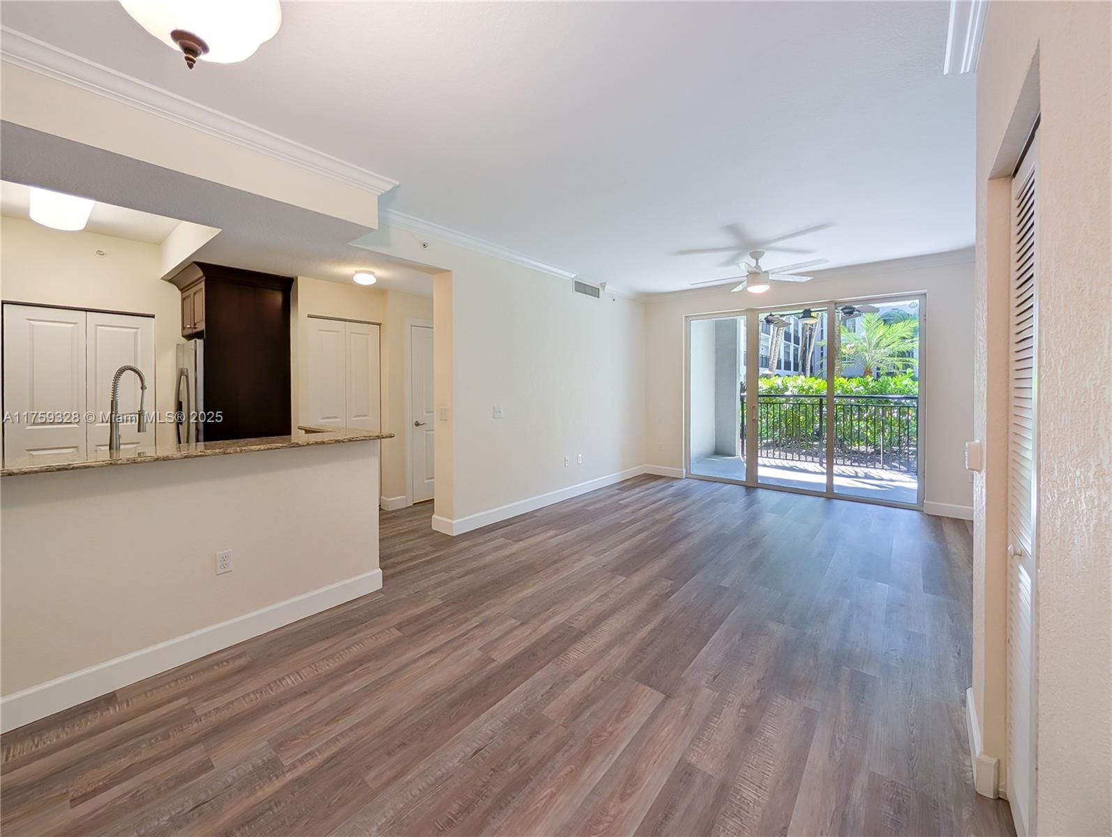 Real estate property located at 1660 Renaissance Commons Blvd #2124, Palm Beach, Vizcaya Lakes Condo, Boynton Beach, FL
