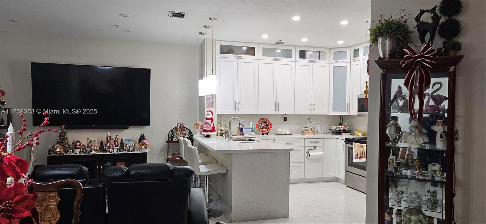 Real estate property located at 8858 Flagler St #206, Miami-dade, Century Park Condo No 2, Miami, FL