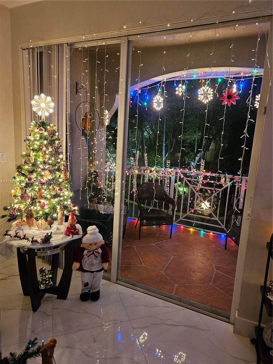 Real estate property located at 8858 Flagler St #206, Miami-dade, Century Park Condo No 2, Miami, FL