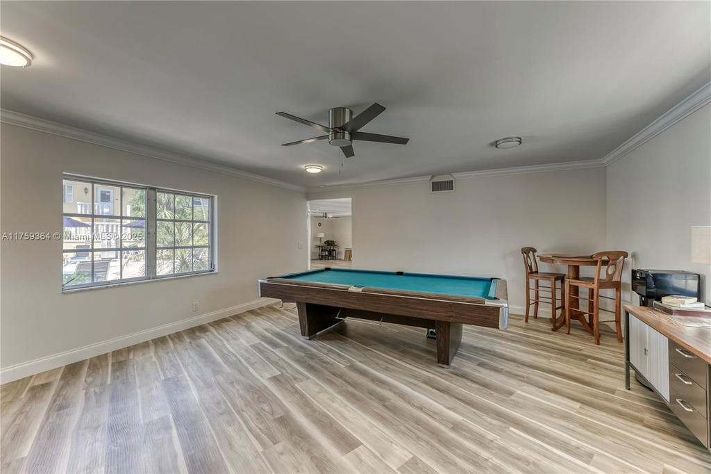Real estate property located at 5840 22nd Way #708, Broward, Imperial Point Gardens Co, Fort Lauderdale, FL