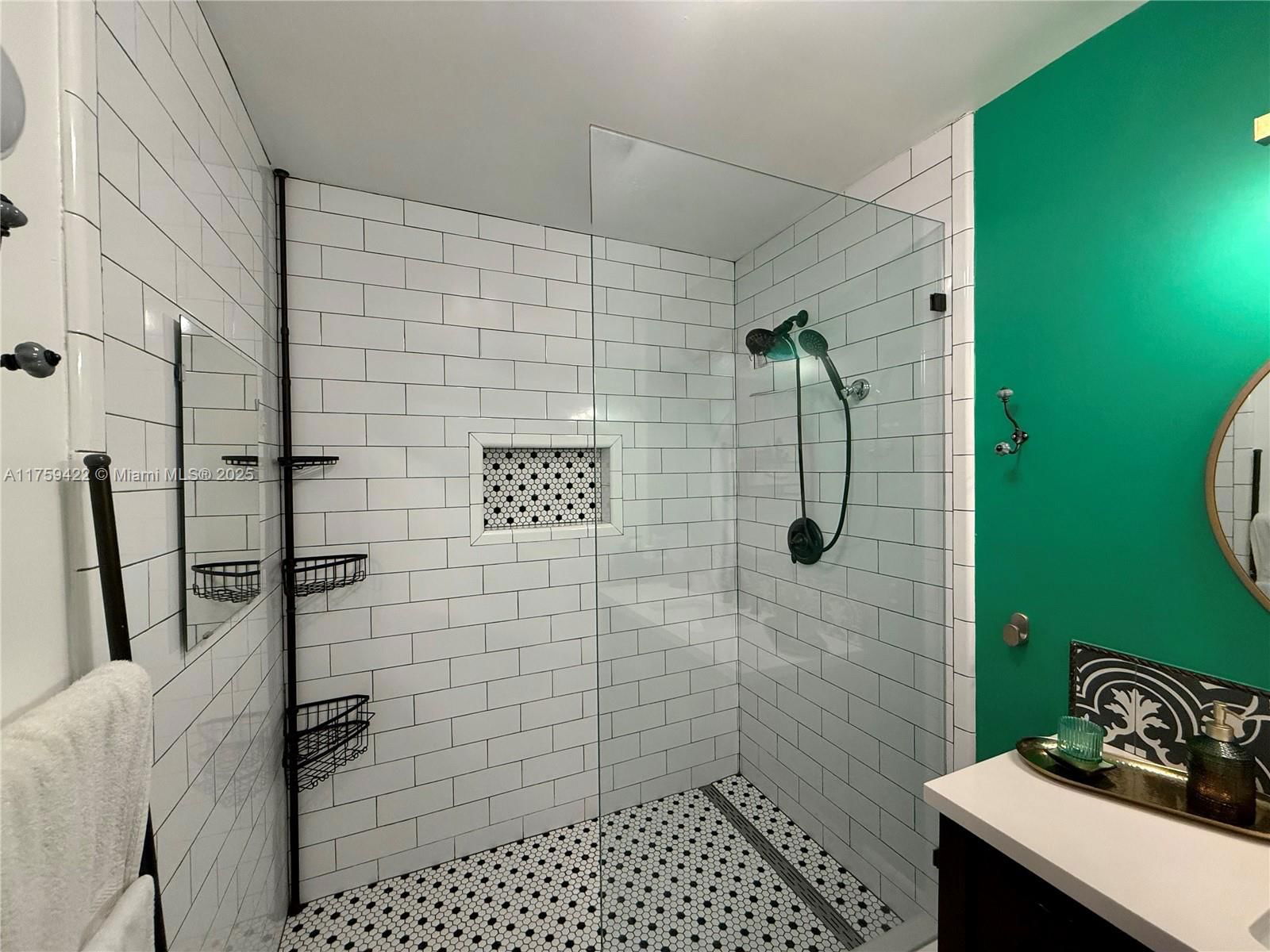 Real estate property located at 10106 144th Ave, Miami-dade, Munne Sub 1st Addn, Miami, FL