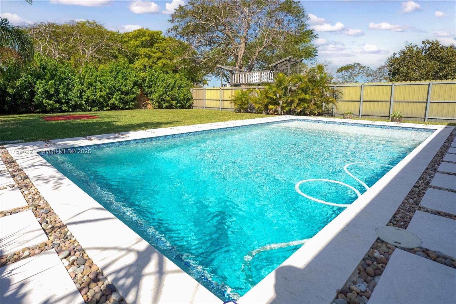 Real estate property located at 10106 144th Ave, Miami-dade, Munne Sub 1st Addn, Miami, FL