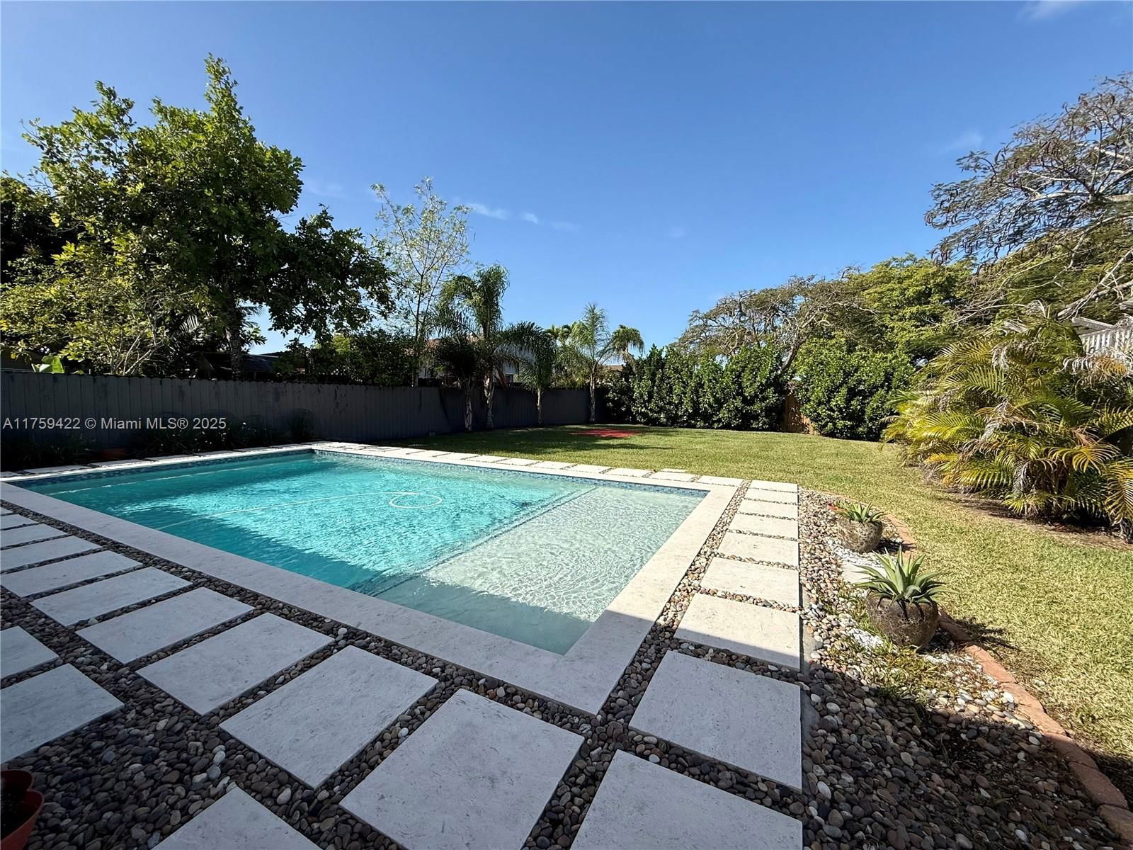 Real estate property located at 10106 144th Ave, Miami-dade, Munne Sub 1st Addn, Miami, FL